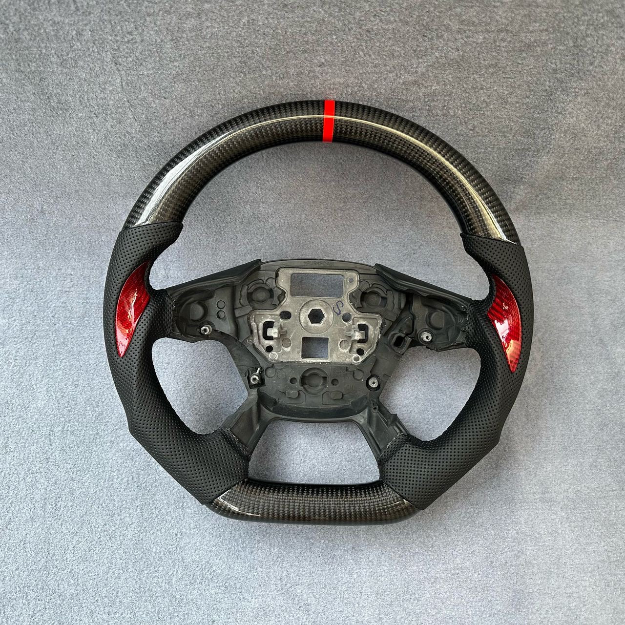 2012-2014 Ford Focus Carbon Fiber Steering Wheel